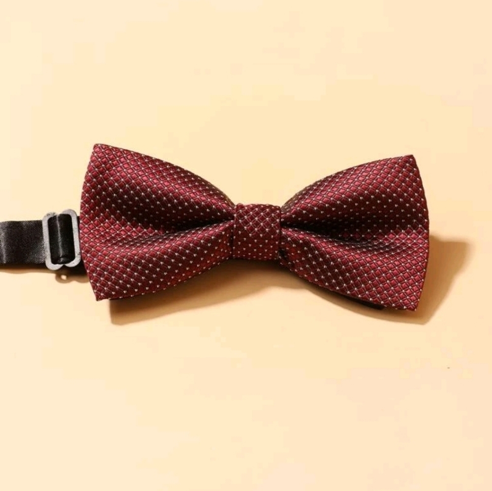 Men's Burgundy Polka Dot Bow Tie